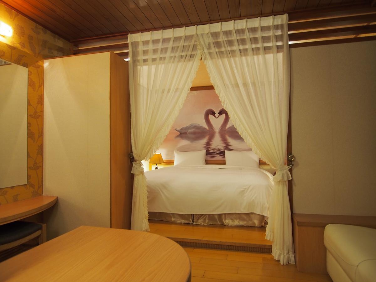 Day Chen Hotel Yilan Zewnętrze zdjęcie