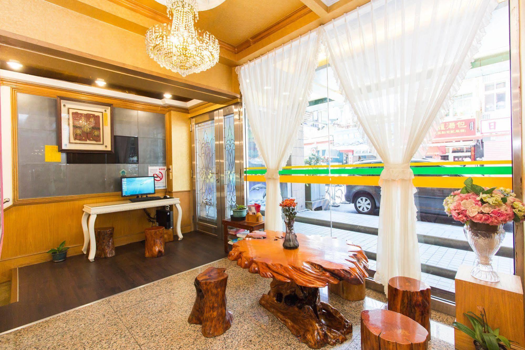 Day Chen Hotel Yilan Zewnętrze zdjęcie