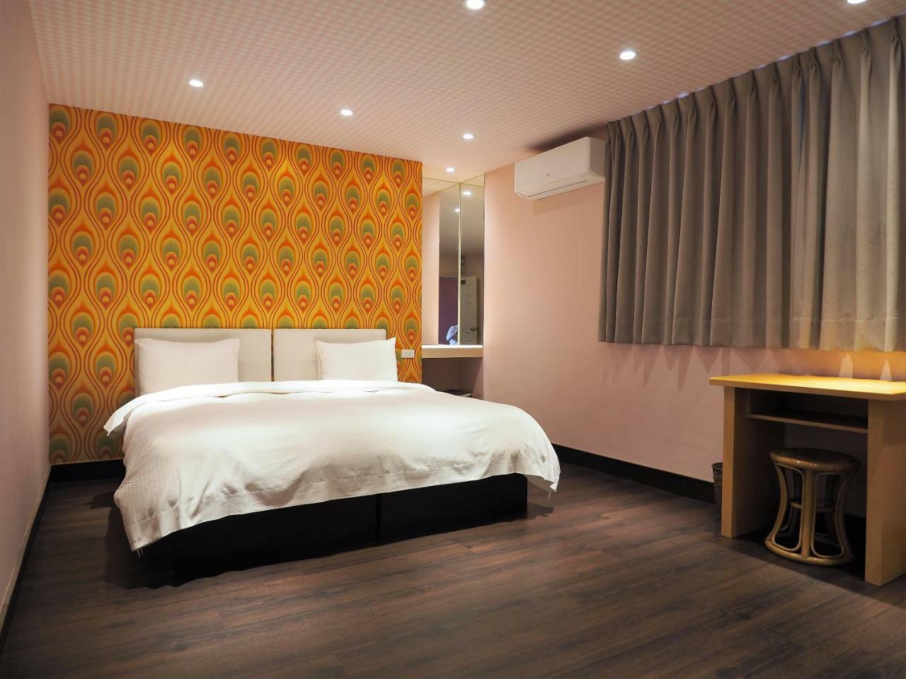 Day Chen Hotel Yilan Zewnętrze zdjęcie