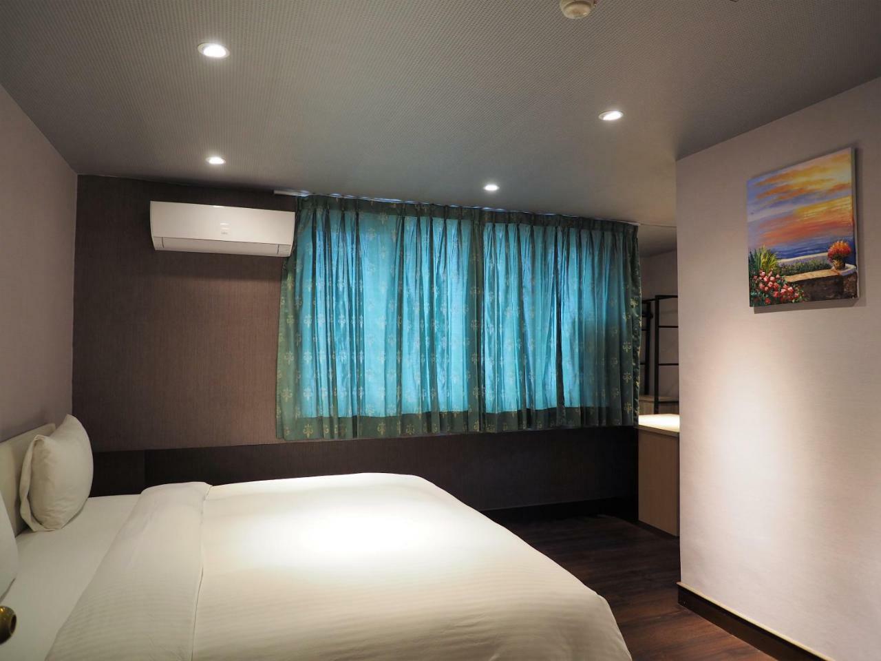 Day Chen Hotel Yilan Zewnętrze zdjęcie