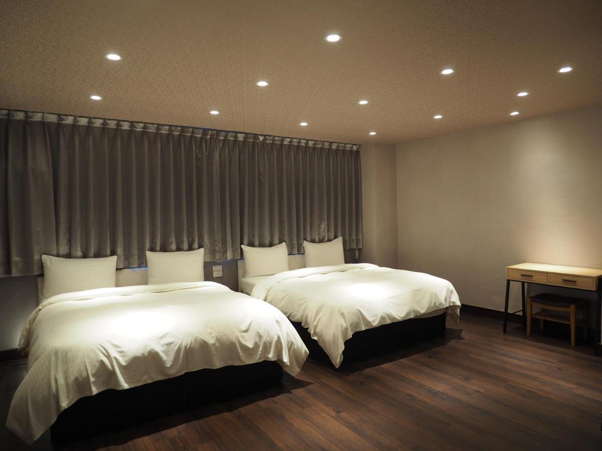 Day Chen Hotel Yilan Zewnętrze zdjęcie