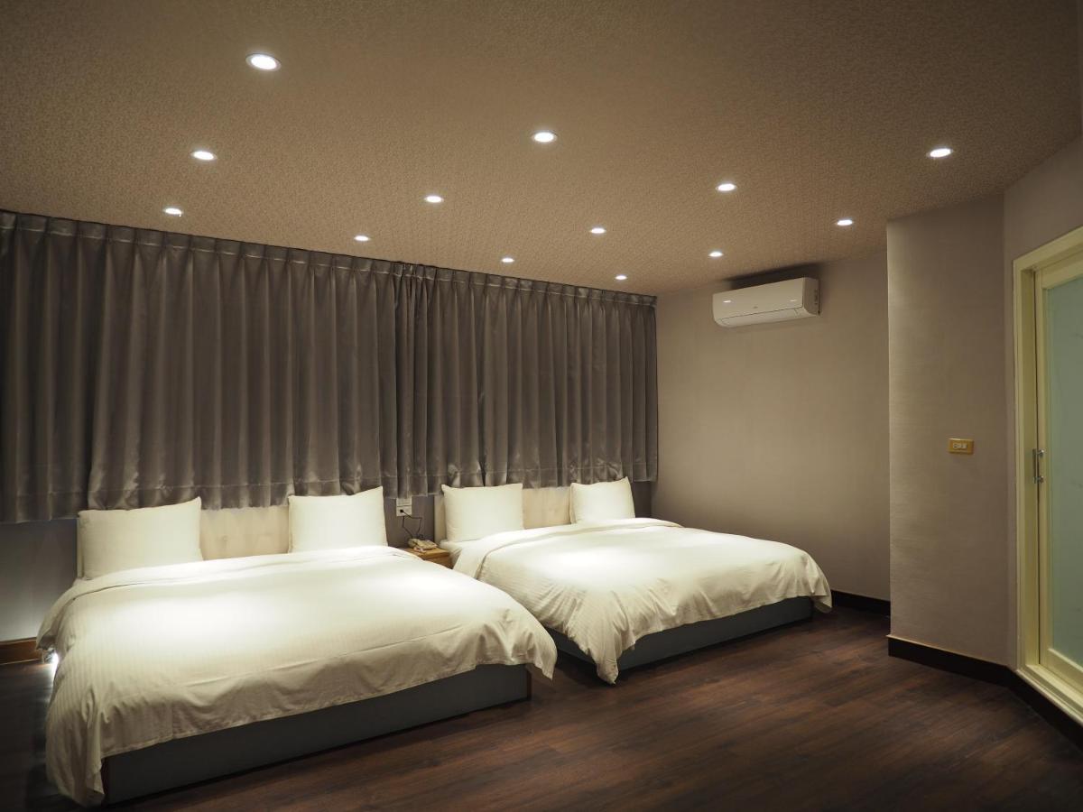 Day Chen Hotel Yilan Zewnętrze zdjęcie
